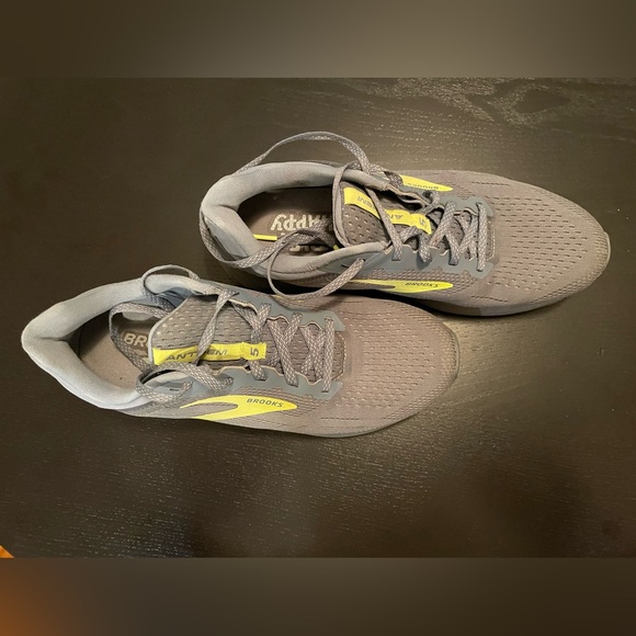 Brooks Anthem 5 Running Shoes - Picture 3 of 4